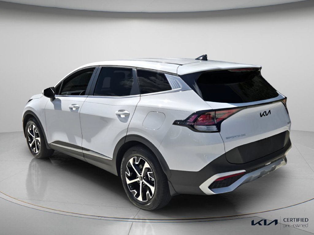 Certified 2024 Kia Sportage EX FWD image 8
