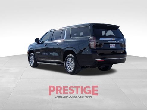 Used 2024 Chevrolet Suburban LT image 10