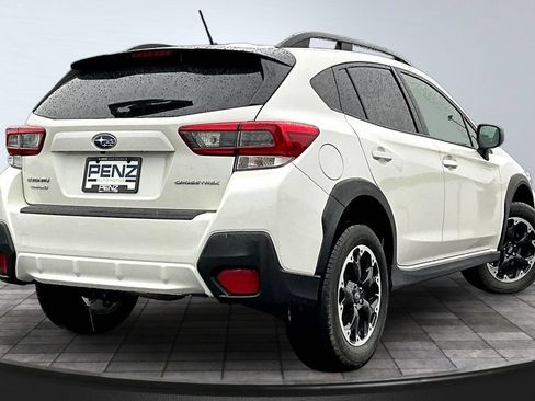 Used 2022 Subaru Crosstrek 2.0i AWD/4WD image 6