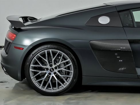 Used 2017 Audi R8 V10 plus AWD/4WD image 13
