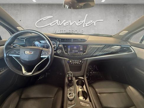 Certified 2024 Cadillac XT6 Premium Luxury FWD image 19