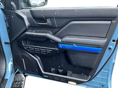 Used 2025 Toyota 4Runner TRD Off-Road image 21