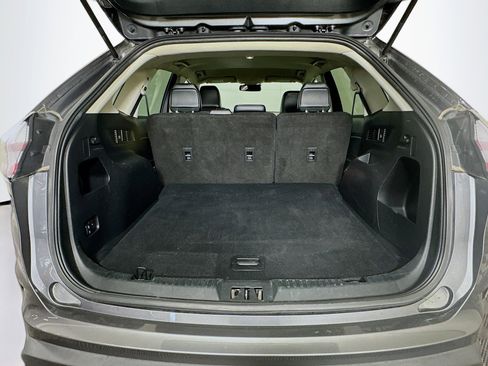 Used 2024 Ford Edge SEL image 28