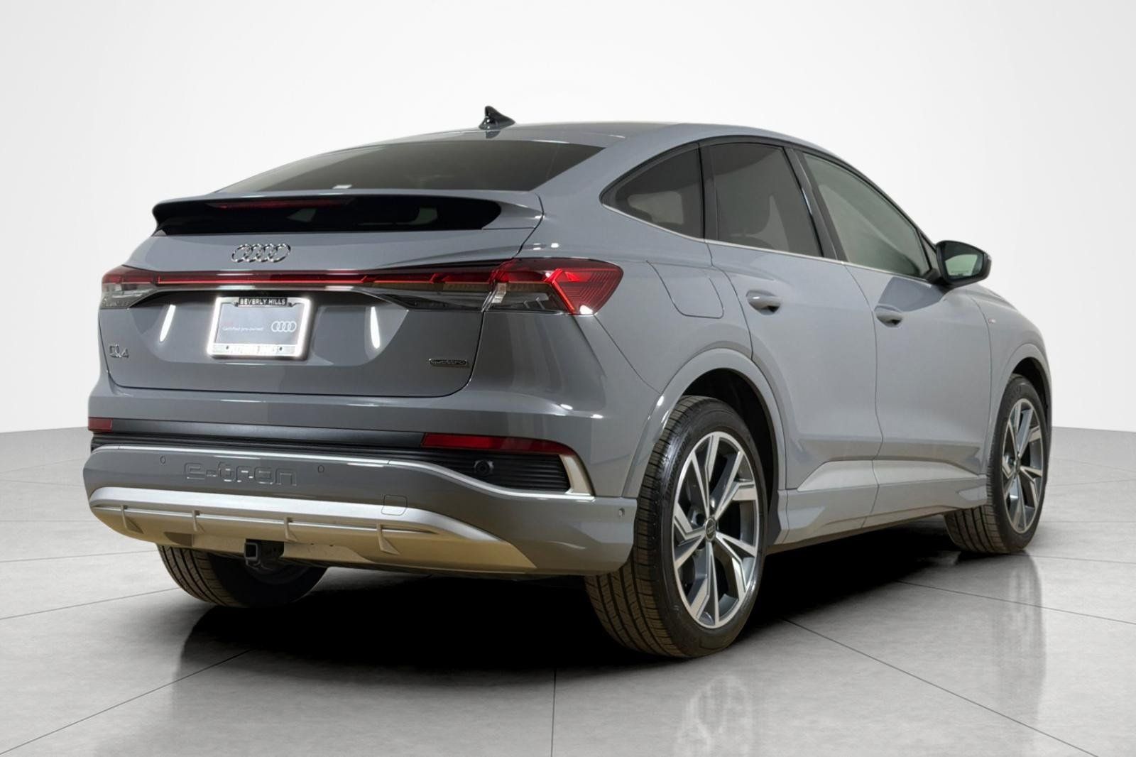 Certified 2024 Audi Q4 e-tron Premium Plus w/ Premium Plus AWD/4WD image 5