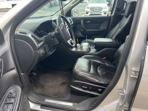 Used 2015 GMC Acadia SLT image 6