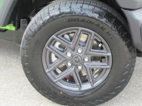 New 2026 Jeep Wrangler Sport S image 7