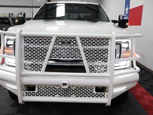 Used 2022 Ford F250 King Ranch w/ King Ranch Ultimate Package AWD/4WD image 29