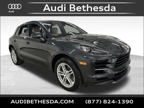 Used 2020 Porsche Macan AWD/4WD image 1