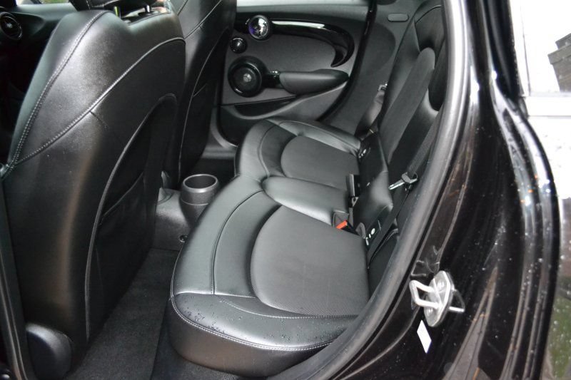 Used 2018 MINI Cooper S FWD image 29