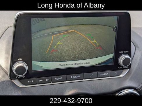 Used 2025 Nissan Sentra SV FWD image 24