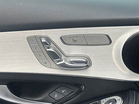 Used 2022 Mercedes-Benz GLC 300 image 11