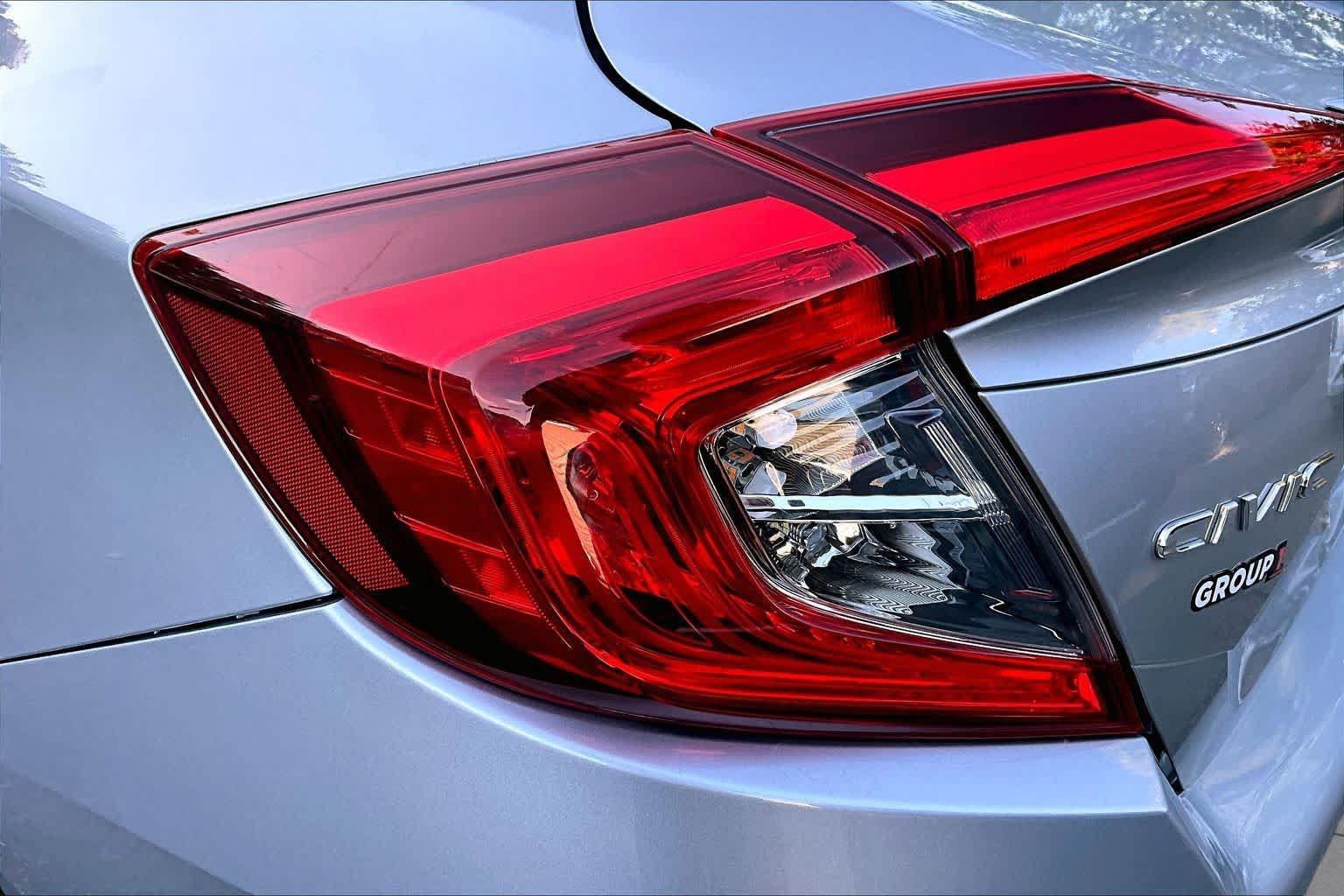 Used 2017 Honda Civic EX-T image 27
