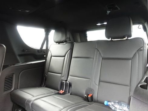 Used 2023 GMC Yukon XL Denali image 26