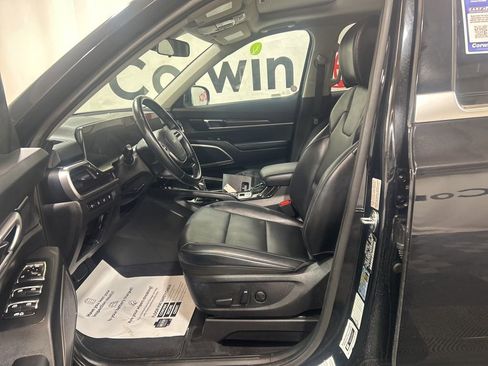 Used 2025 Kia Telluride S image 25