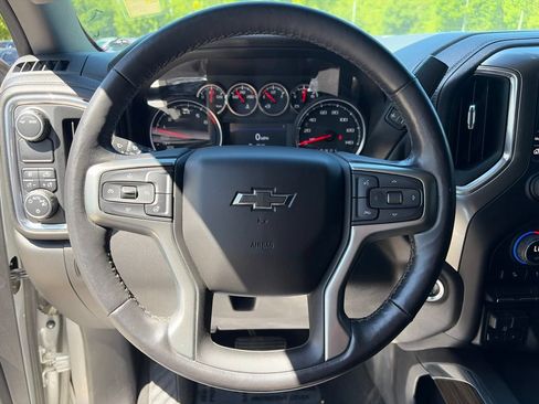 Used 2020 Chevrolet Silverado 1500 RST w/ Texas Edition RWD image 16