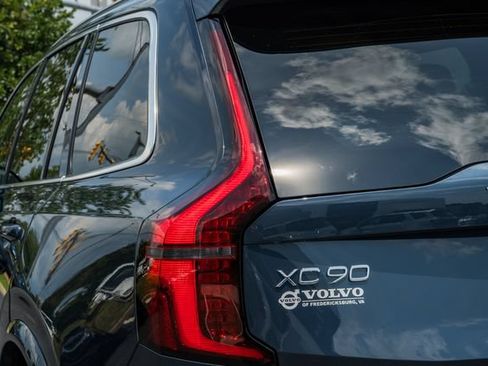 New 2026 Volvo XC90 T8 Core AWD/4WD image 8