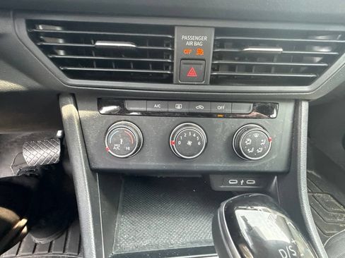 Certified 2024 Volkswagen Jetta S FWD image 16