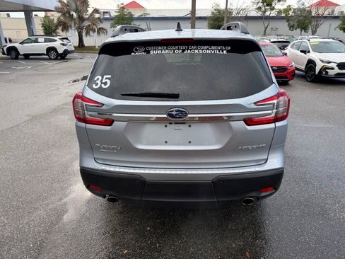 Used 2025 Subaru Ascent Premium image 6