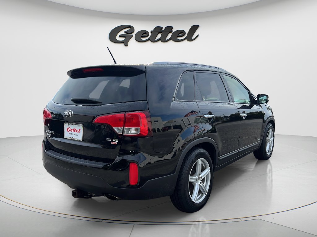 Used 2014 Kia Sorento EX w/ EX V6 Touring Package AWD/4WD image 5