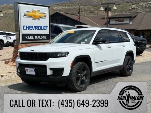 Used 2023 Jeep Grand Cherokee L Laredo AWD/4WD image 1