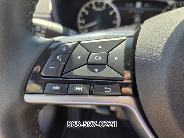 Used 2024 Nissan Altima 2.5 SV w/ SV Premium Package FWD image 29