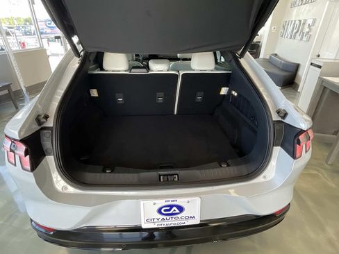 Used 2022 Ford Mustang Mach-E Premium RWD image 11