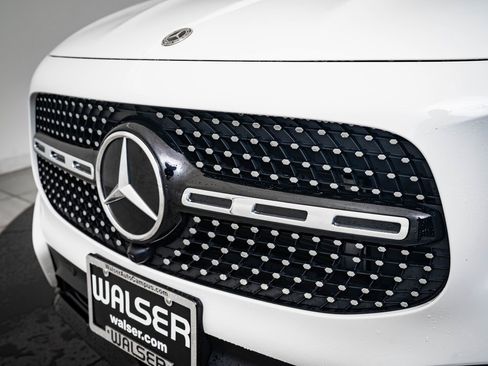 Certified 2024 Mercedes-Benz GLB 250 4MATIC image 3