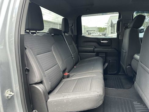 Used 2023 Chevrolet Silverado 1500 Custom AWD/4WD image 18