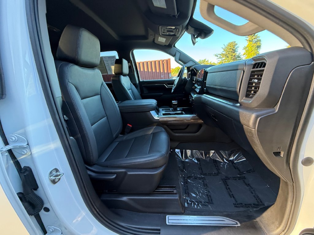 Used 2023 Chevrolet Silverado 1500 RST w/ Convenience Package II AWD/4WD image 27