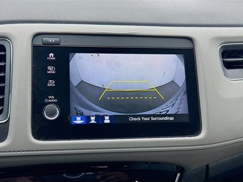 Used 2019 Honda HR-V EX-L image 10