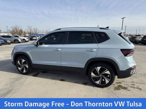 New 2026 Volkswagen Taos SE AWD/4WD image 7