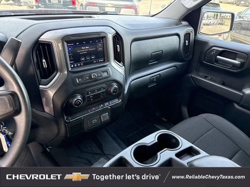 Used 2020 Chevrolet Silverado 1500 Custom w/ Infotainment Package RWD image 19