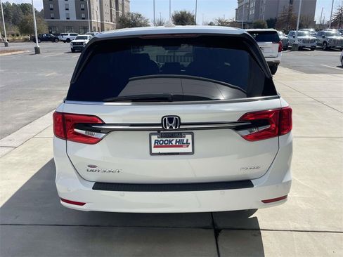 Used 2022 Honda Odyssey Touring image 8