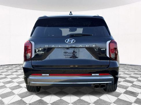 Used 2024 Hyundai Palisade Calligraphy image 11