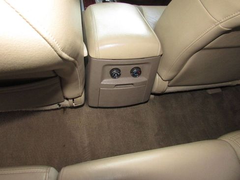 Used 2010 Nissan Pathfinder LE image 60