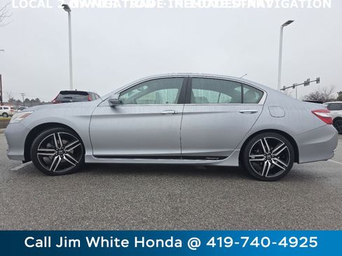 Certified 2017 Honda Accord Touring image 15
