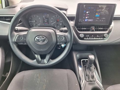 Used 2024 Toyota Corolla LE FWD image 21
