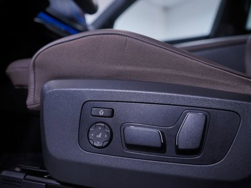 Used 2025 BMW X3 xDrive30i w/ M Sport Package image 17