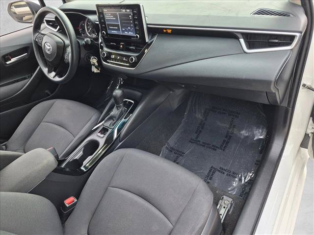 Used 2021 Toyota Corolla LE FWD image 19