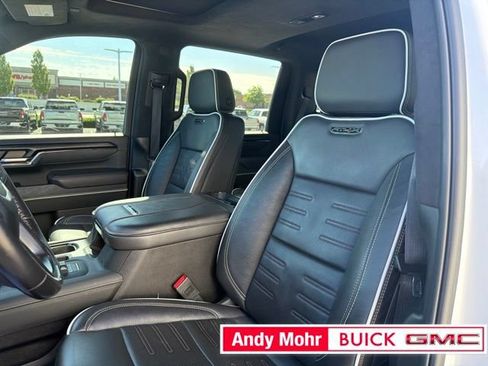 Used 2024 GMC Sierra 2500 AT4X AWD/4WD image 19
