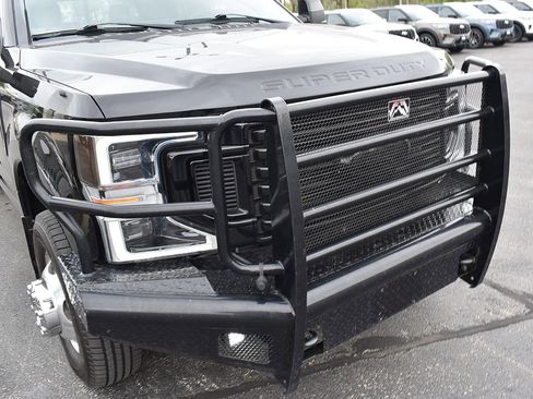 Used 2022 Ford F350 Lariat w/ Lariat Ultimate Package AWD/4WD image 33