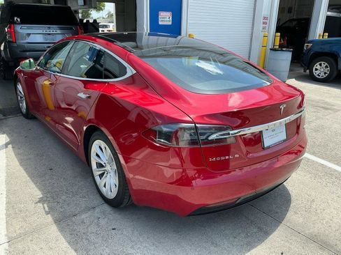 Used 2018 Tesla Model S 100D AWD/4WD image 4