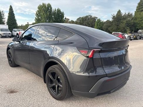 Used 2026 Tesla Model Y Long Range AWD/4WD image 7