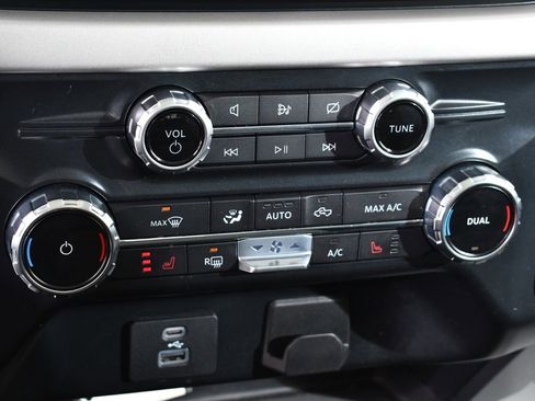 Used 2022 Ford F150 XLT w/ Equipment Group 302A High image 29