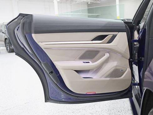 Used 2020 Porsche Taycan Turbo image 41