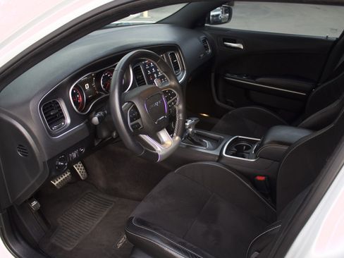 Used 2018 Dodge Charger SRT w/ Harman/Kardon Audio Group image 10