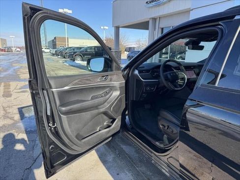 New 2025 Jeep Grand Cherokee Limited image 42