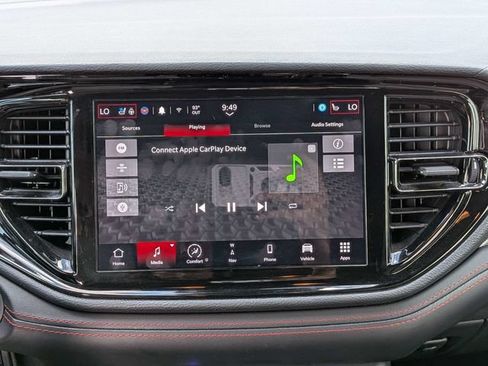 Used 2024 Dodge Durango R/T RWD image 18