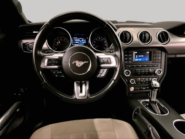 Used 2018 Ford Mustang GT RWD image 5