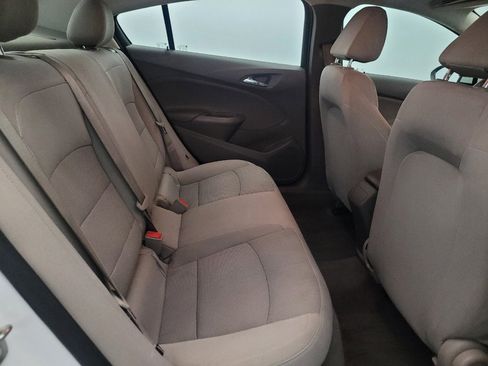 Used 2018 Chevrolet Cruze LS w/ LS Fleet Convenience Package image 19